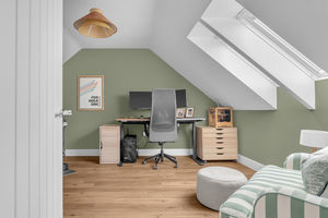 Photo 94- click for photo gallery